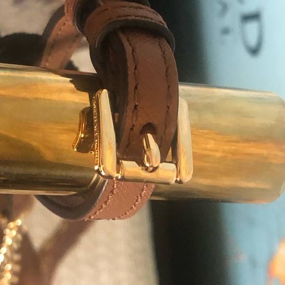 Michael Kors icon signature Jet Set Vanilla Crossbody NWT leather & brass, roomy - Picture 12 of 15